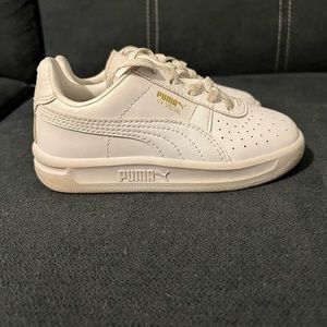 Toddlers sneakers